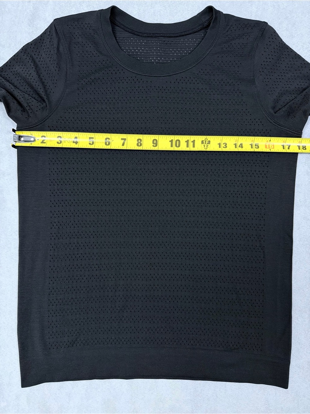 Lululemon Black Perforated Long Sleeve Top - Picture 5 of 8